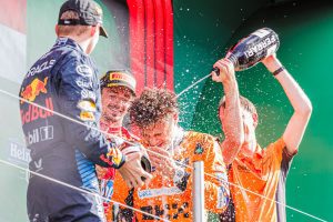 Модата Среща Функционалността: Как Отборите от F1 Преоткриват Стила в Пустинната Жега на Бахрейн
