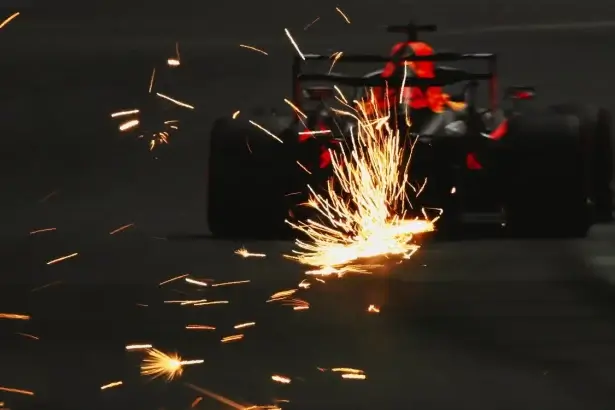 Гран При на Саудитска Арабия 2025: Доминацията на McLaren или завръщането на Red Bull? 🏁🔥