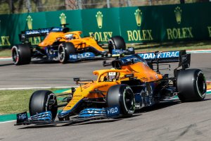 Имола отвръща на удара: Драма, вятър и сенките на легендите – FP1 на Гран при на Емилия-Романя 2025