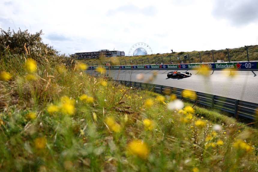 Оранжевият удар на McLaren: Норис води FP1 в Зандвоорт, докато домашният герой Верстапен остава в чакъла