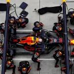 Миг и го изпускаш: Шеметният свят на F1 пит-стоповете (и защо те са истинските MVP на състезанията)