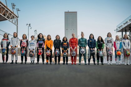 „Най-трудното състезание в живота ми“: Триумфът на F1 Academy в Netflix и истинската битка за бъдещето