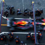 Вятър, код и слава: Емоционалният пулс на F1 инженерството през 2025